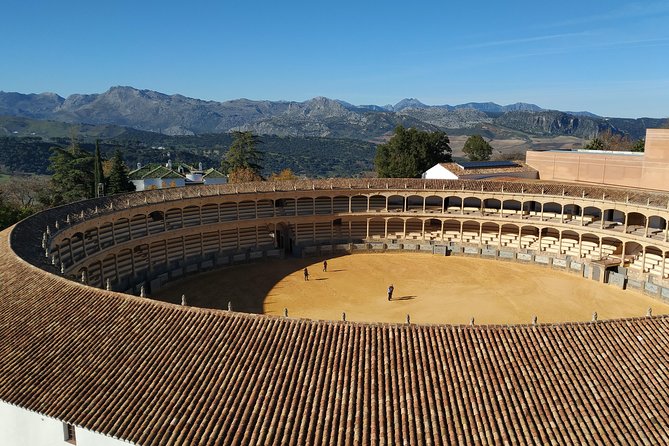 Private visit to Ronda 2 hours - A 2-hour private Ronda plan that ends by Puente Nuevo