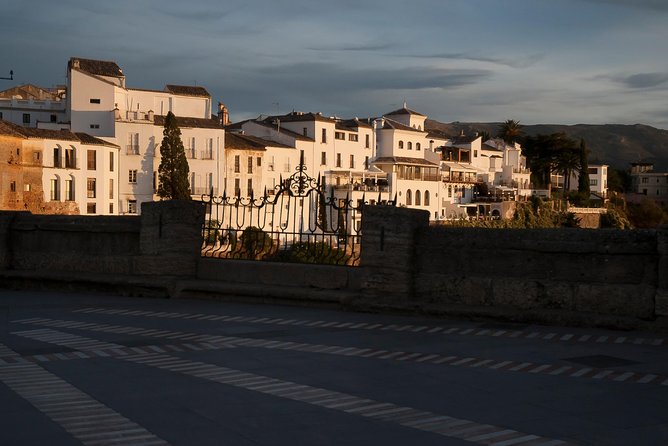 Private visit to Ronda 2 hours - Jardines de Cuenca: the famous hanging gardens photo moment