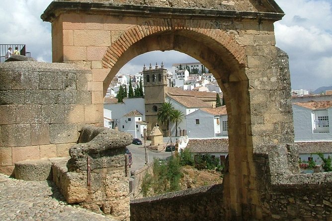 Private visit to Ronda 2 hours - Arco de Felipe V and the framed Church of Father Jesus photo