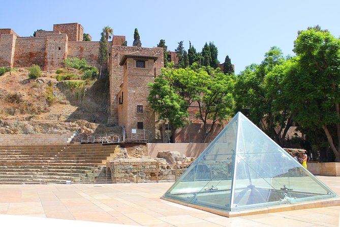 Private walking tour - Plaza de la Merced: Picasso’s Birthplace Area and a Revolutionary Obelisk