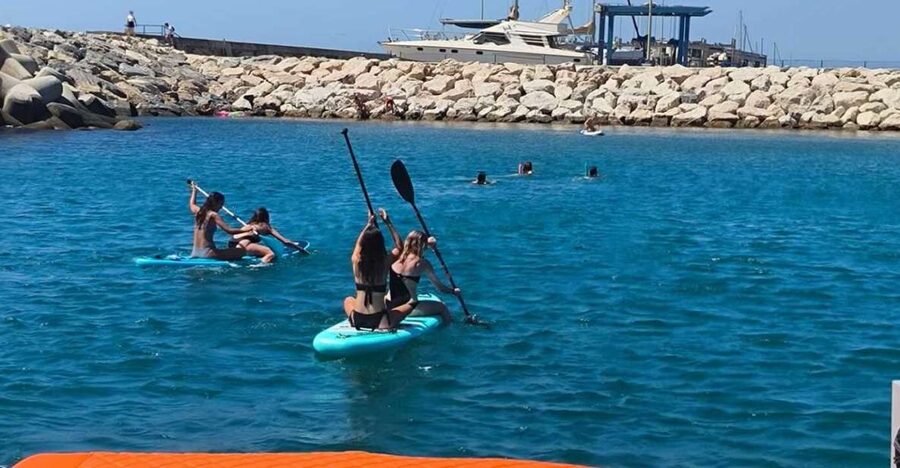 Puerto Marina, Benalmádena: catamaran ride - Your time on board: amenities that make a 2–6 hour sail worth it