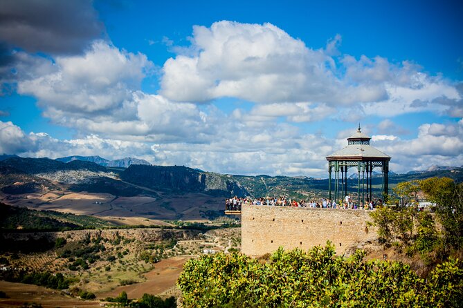 Ronda guided tour in a small group - Why This Ronda Small-Group Tour Works So Well at 4 pm