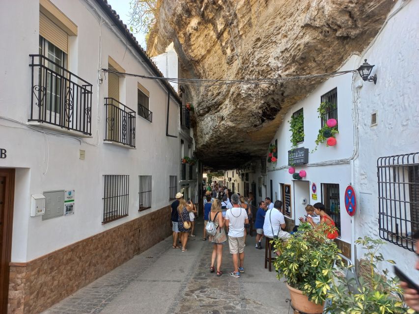 Ronda & Setenil de las Bodegas - SemiPrivate - The Drive Down to Cadiz Province (and Why It Matters)