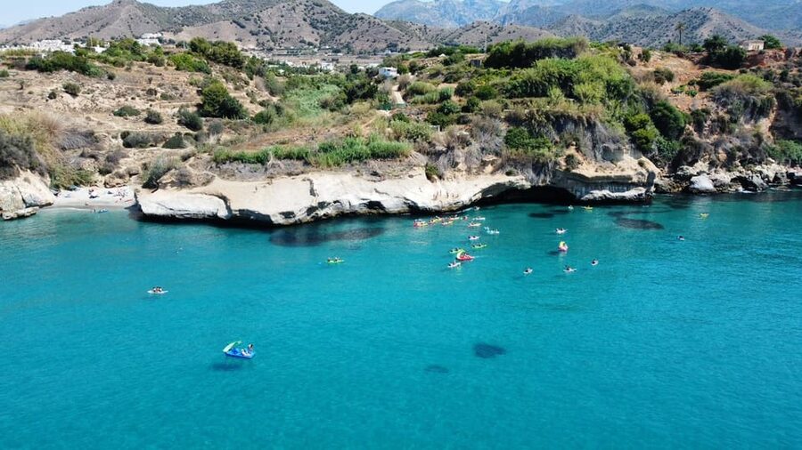 Ruta libre en paddel surf por la cascada de Nerja y Maro 😍 - Gear, safety, and what you can store on-site