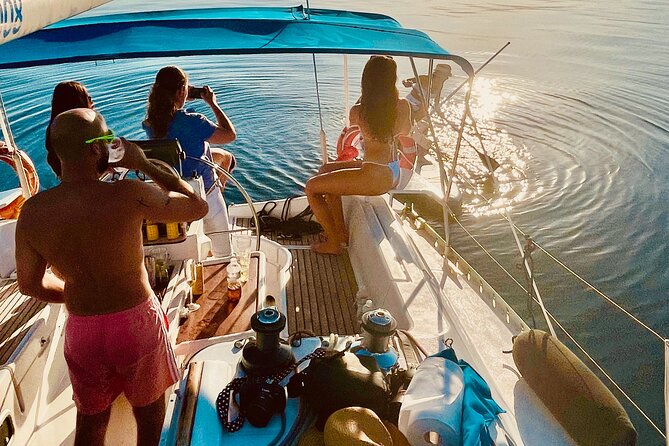 Sailing trip 3 hours from Puerto de Banús Marbella - Who might want to consider another option