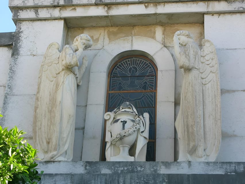 San Miguel Cemetery Tour of Malaga - Symbol-reading: the Angel of Silence and funerary meaning