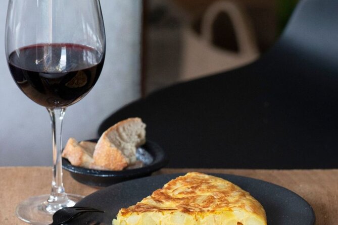 Self Guided Wine and Tapas Walking Tour - Why Mijas Pueblo Works So Well for a Self-Guided Wine Walk