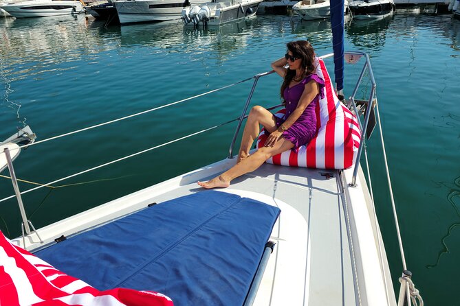 Shared Sailboat Experience Feel nature with dolphins - Price and value: is $80 fair for this 2-hour experience?