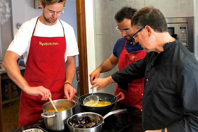 Spanish Food Lessons: Paella and More - How the 11:00 Start Works and Getting to Benalmádena