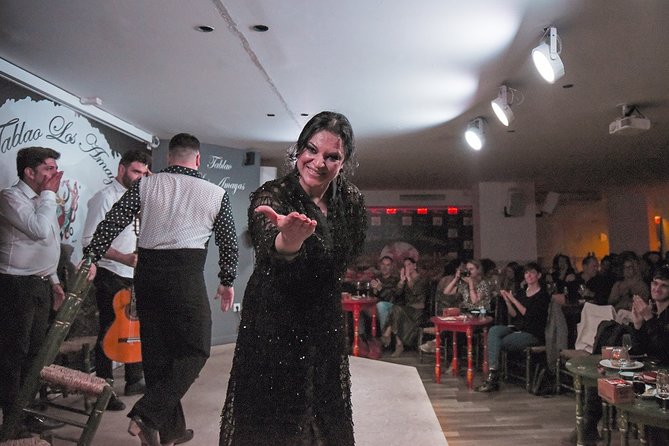 Tablao Flamenco Los Amayas Admission Ticket - Inside the performance: three dancers, one big rhythm engine