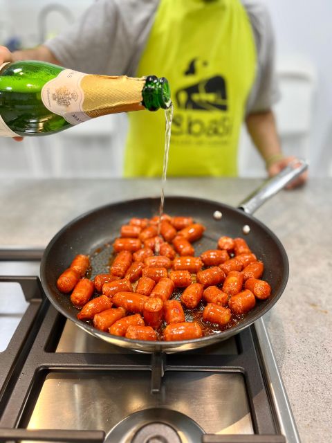 Tapas Class! Authentic Spanish tapas and Sangría! - Regional Spain in one lesson: Barcelona, Andalucía, Madrid, País Vasco, Galicia