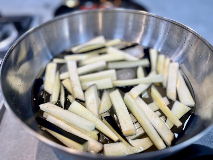 Tapas Class! Authentic Spanish tapas and Sangría! - Should you book this tapas class in Malaga?