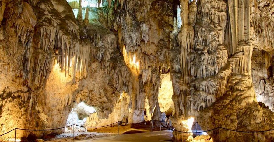 Torremolinos/Benalmadena: Nerja Caves Tour with Frigiliana - Key points to know before you go