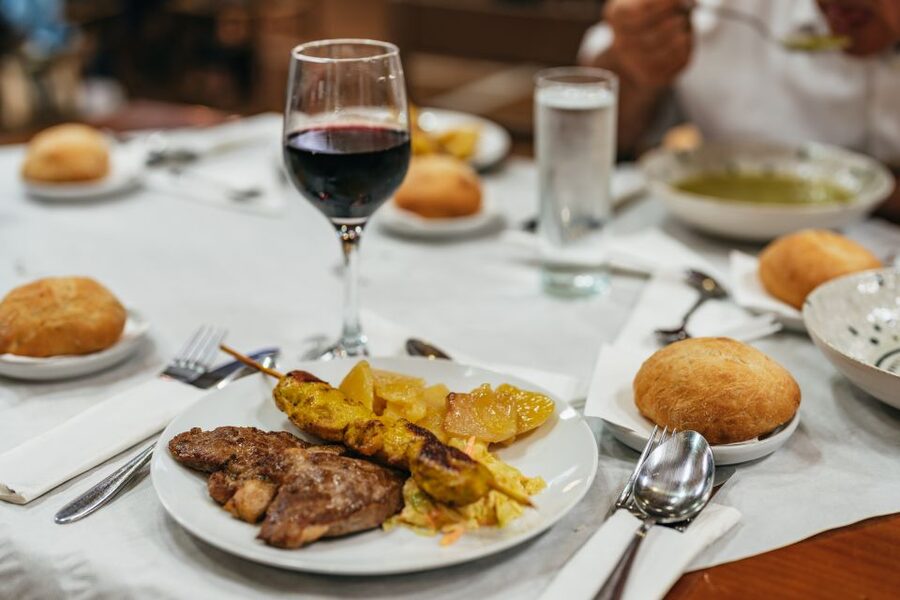 Torremolinos: Flamenco Show with Dinner and Drinks - Getting to the meeting point (and why it’s easier than it sounds)