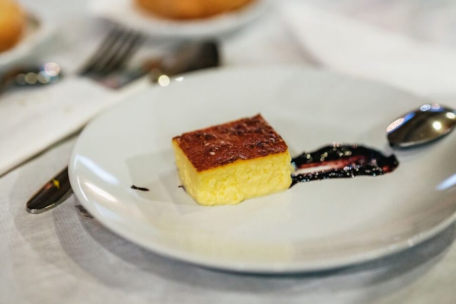 Torremolinos: Flamenco Show with Dinner and Drinks - The 3-course dinner: what you’ll actually eat
