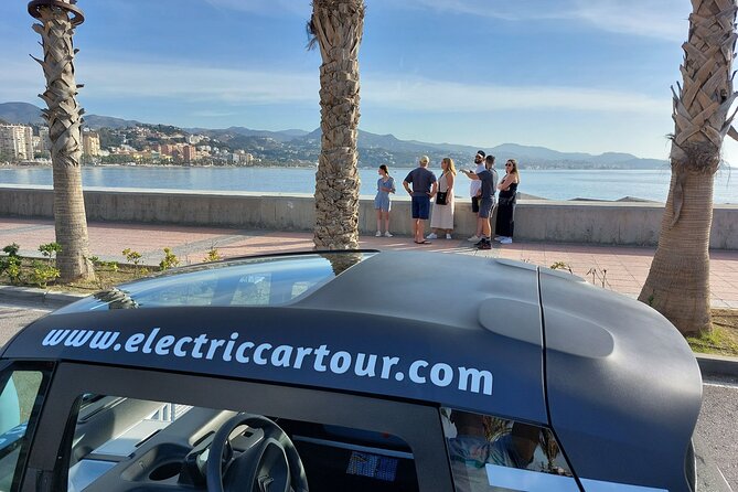 Tour Málaga by electric car: Discover the city in 2 hours - Gibralfaro and the climb-minded neighborhoods: the viewpoint payoff