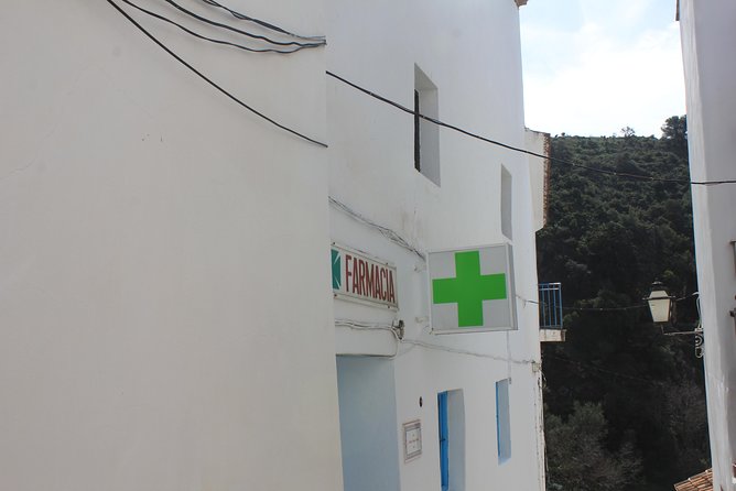 White Villages Tour in the Nerja area: Small-Group Tour and Lunch - Should you book the White Villages Tour in the Nerja area?