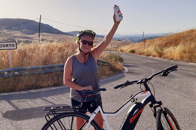 Wine & Tapas tour by electric bike (e-bike) including Ronda pickup (half day) - Wine and tapas at the end: what’s actually included